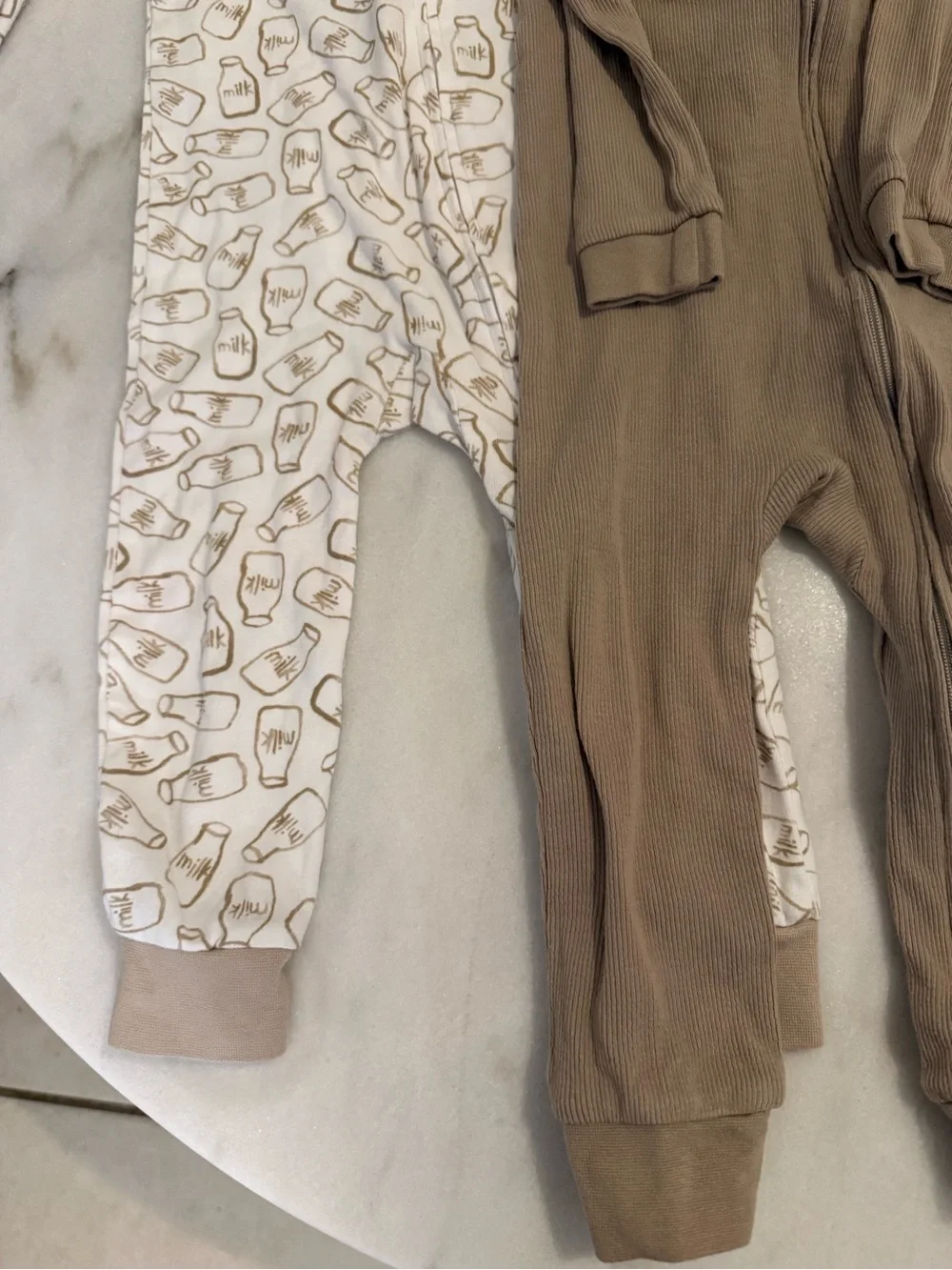 Burt’s Bees Beige Pijama Bundle size 24months
